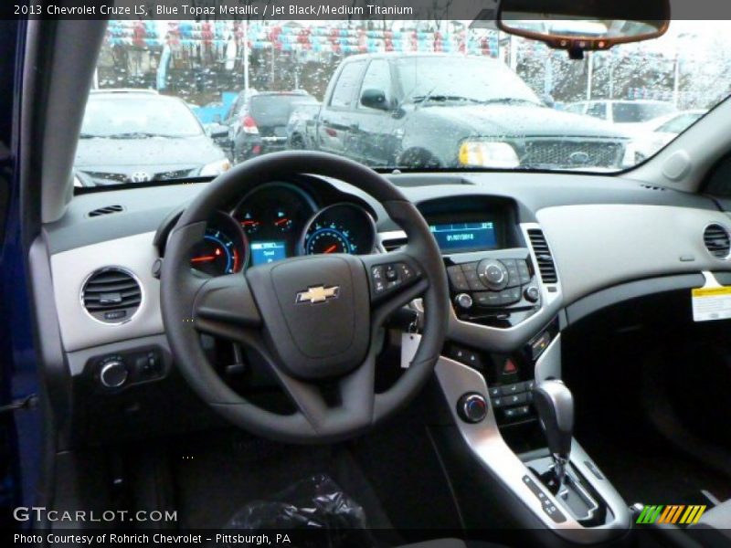 Blue Topaz Metallic / Jet Black/Medium Titanium 2013 Chevrolet Cruze LS