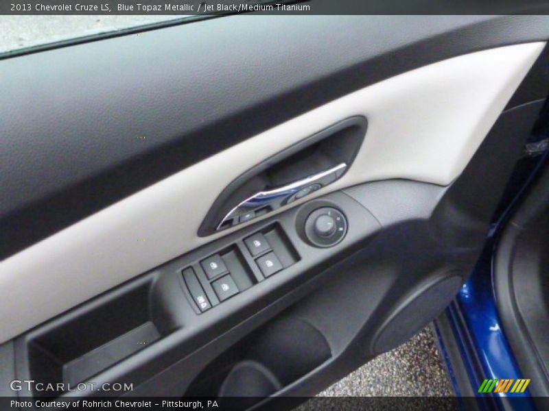 Blue Topaz Metallic / Jet Black/Medium Titanium 2013 Chevrolet Cruze LS