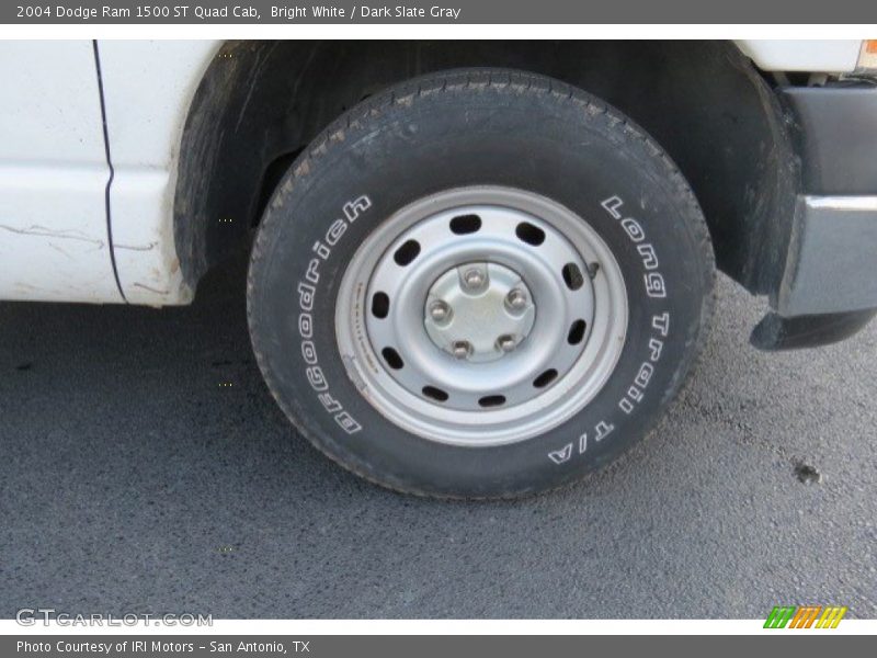 Bright White / Dark Slate Gray 2004 Dodge Ram 1500 ST Quad Cab