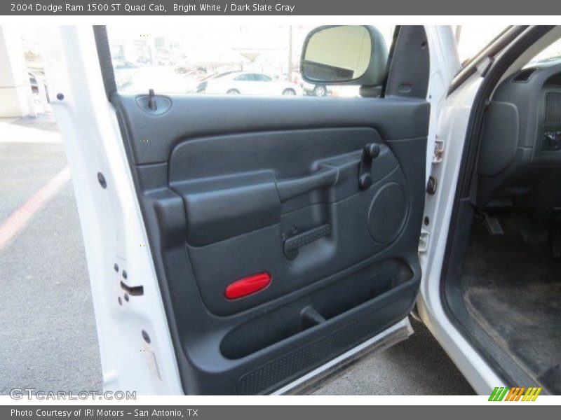 Bright White / Dark Slate Gray 2004 Dodge Ram 1500 ST Quad Cab