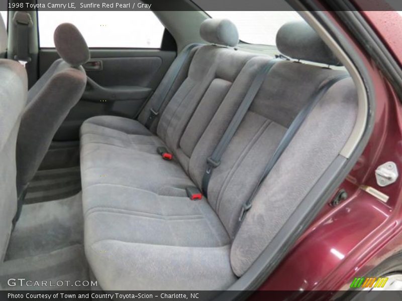 Sunfire Red Pearl / Gray 1998 Toyota Camry LE