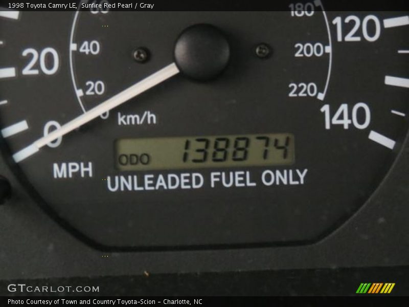 Sunfire Red Pearl / Gray 1998 Toyota Camry LE