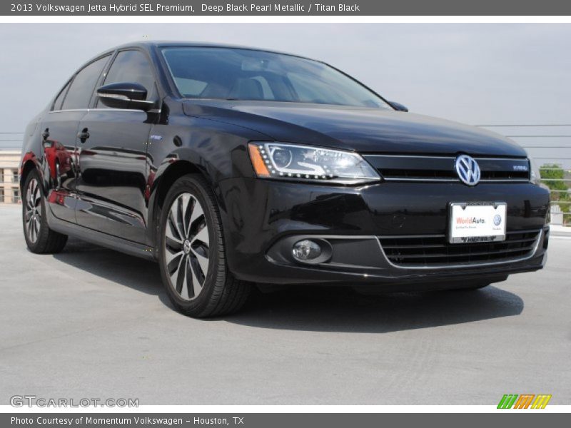 Deep Black Pearl Metallic / Titan Black 2013 Volkswagen Jetta Hybrid SEL Premium