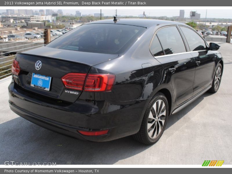 Deep Black Pearl Metallic / Titan Black 2013 Volkswagen Jetta Hybrid SEL Premium