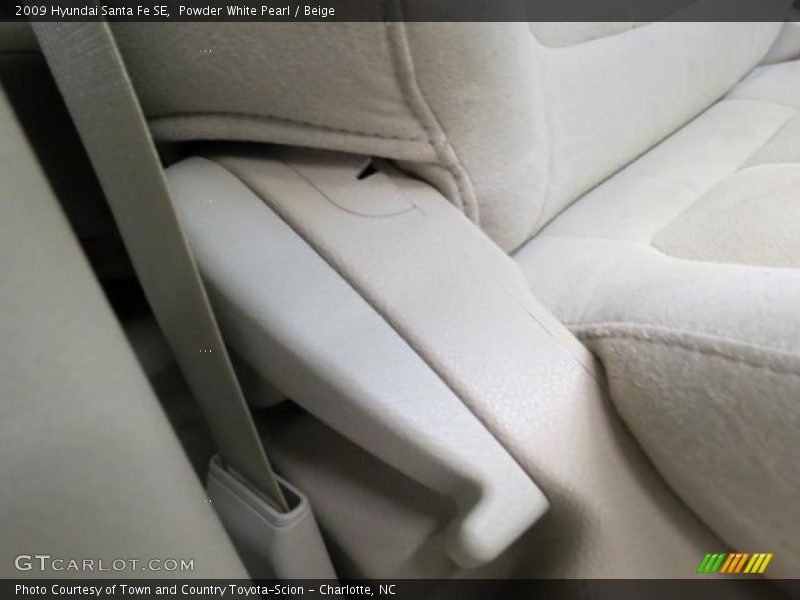 Powder White Pearl / Beige 2009 Hyundai Santa Fe SE