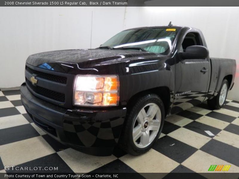 Front 3/4 View of 2008 Silverado 1500 LS Regular Cab