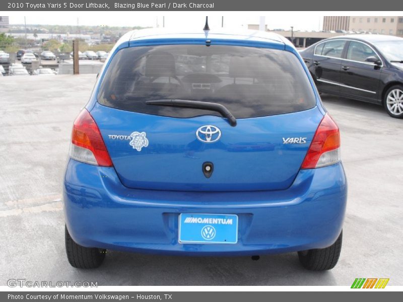 Blazing Blue Pearl / Dark Charcoal 2010 Toyota Yaris 5 Door Liftback