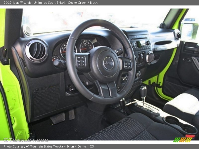 Gecko Green / Black 2012 Jeep Wrangler Unlimited Sport S 4x4