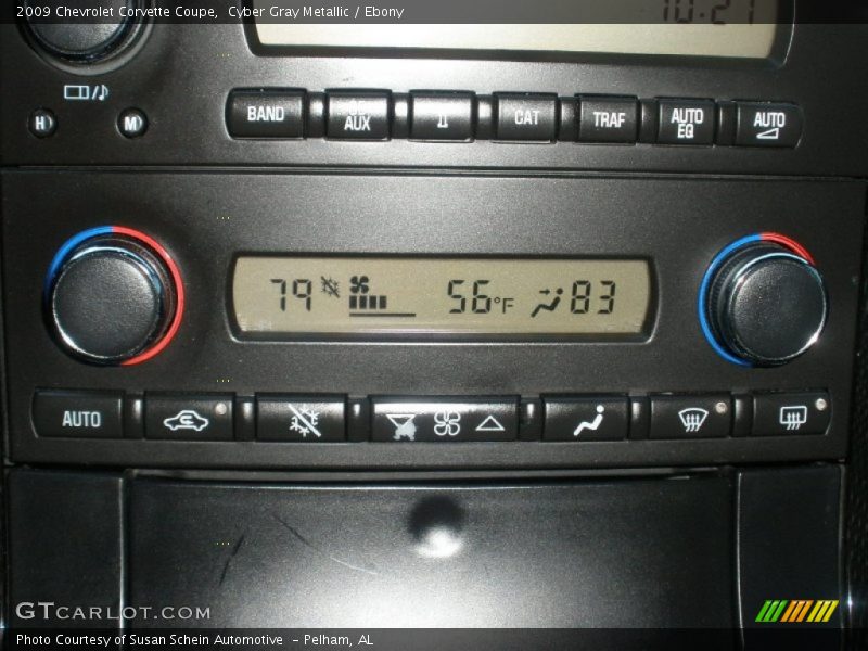 Controls of 2009 Corvette Coupe