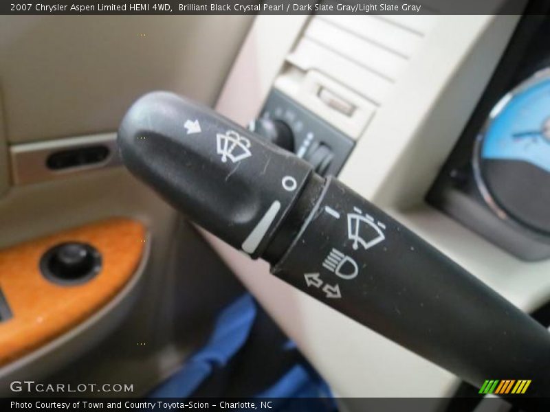 Brilliant Black Crystal Pearl / Dark Slate Gray/Light Slate Gray 2007 Chrysler Aspen Limited HEMI 4WD