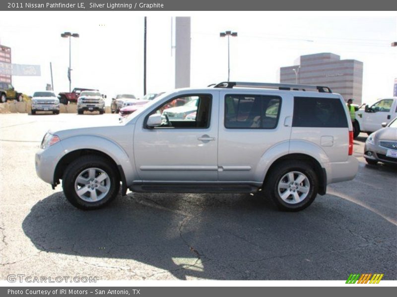 Silver Lightning / Graphite 2011 Nissan Pathfinder LE