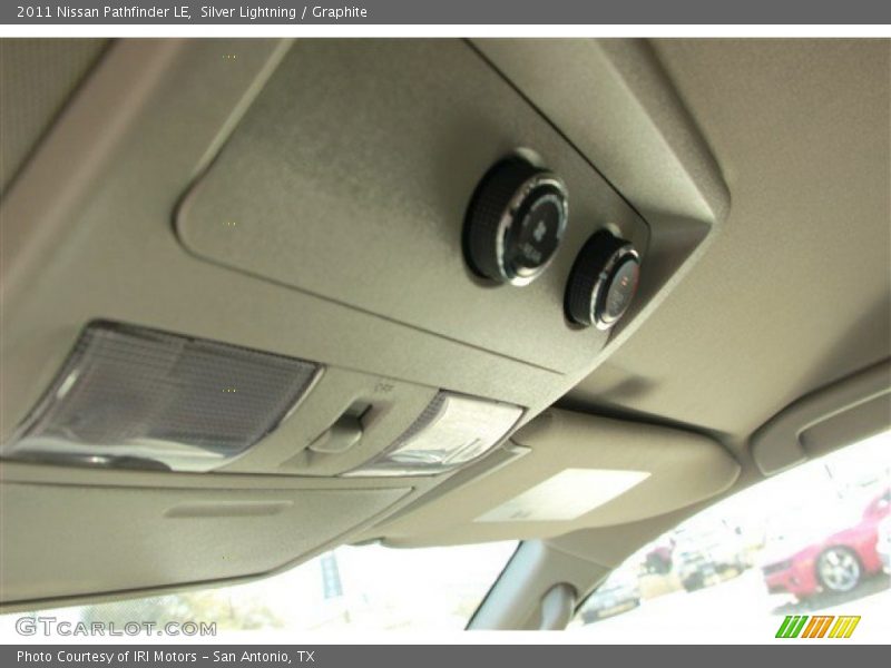 Silver Lightning / Graphite 2011 Nissan Pathfinder LE
