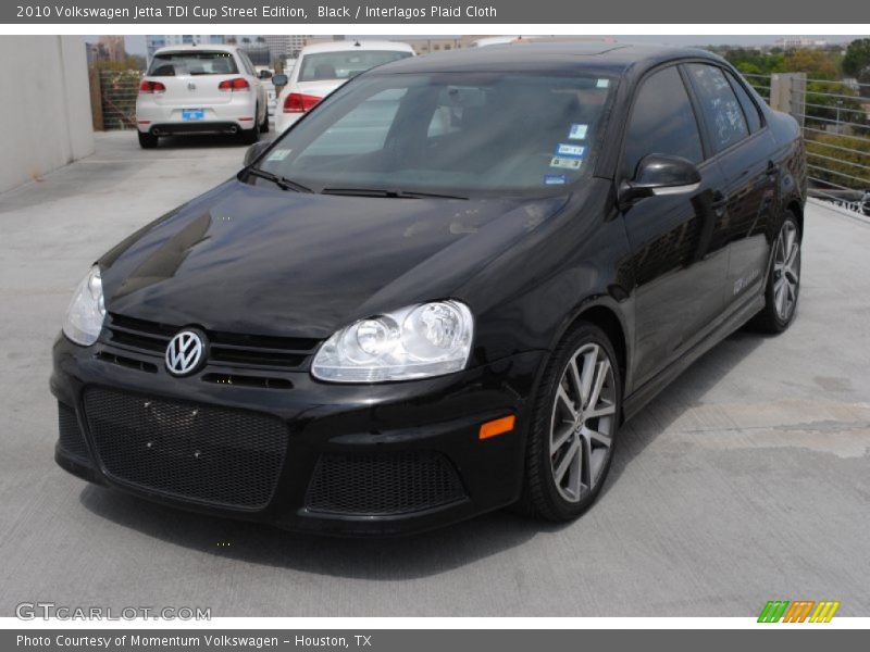 Front 3/4 View of 2010 Jetta TDI Cup Street Edition