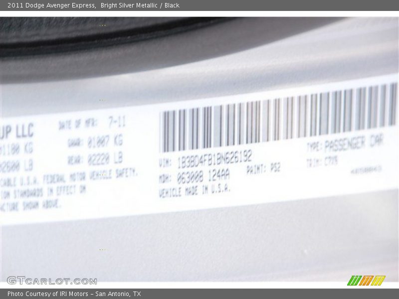 Bright Silver Metallic / Black 2011 Dodge Avenger Express
