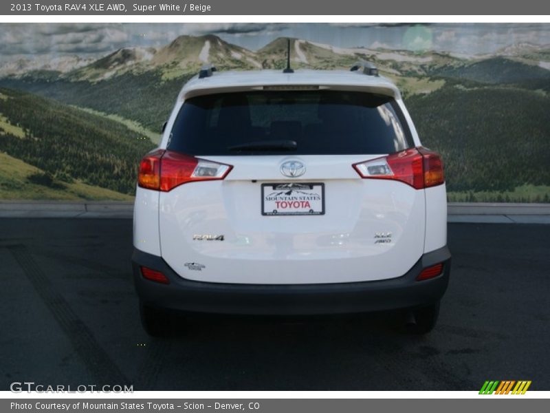 Super White / Beige 2013 Toyota RAV4 XLE AWD