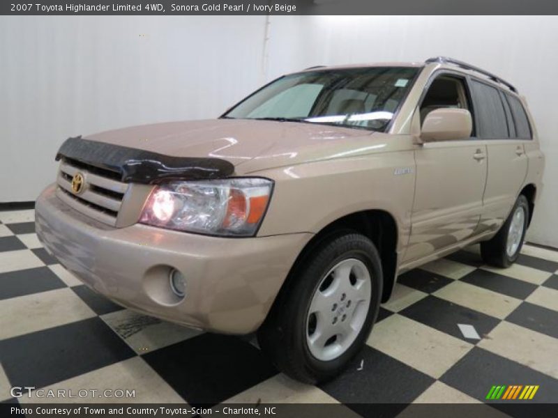 Sonora Gold Pearl / Ivory Beige 2007 Toyota Highlander Limited 4WD
