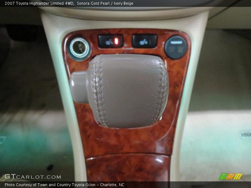 Sonora Gold Pearl / Ivory Beige 2007 Toyota Highlander Limited 4WD