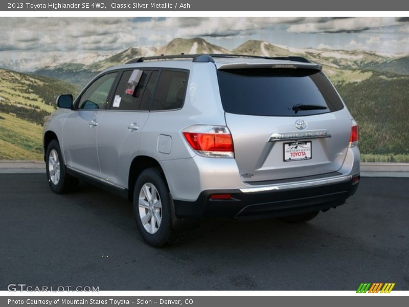 Classic Silver Metallic / Ash 2013 Toyota Highlander SE 4WD
