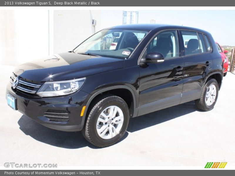 Deep Black Metallic / Black 2013 Volkswagen Tiguan S