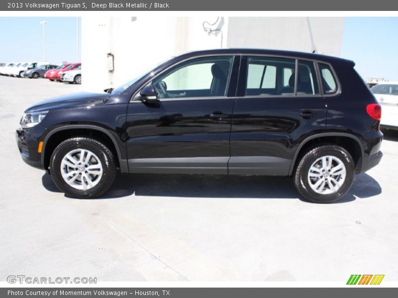 Deep Black Metallic / Black 2013 Volkswagen Tiguan S