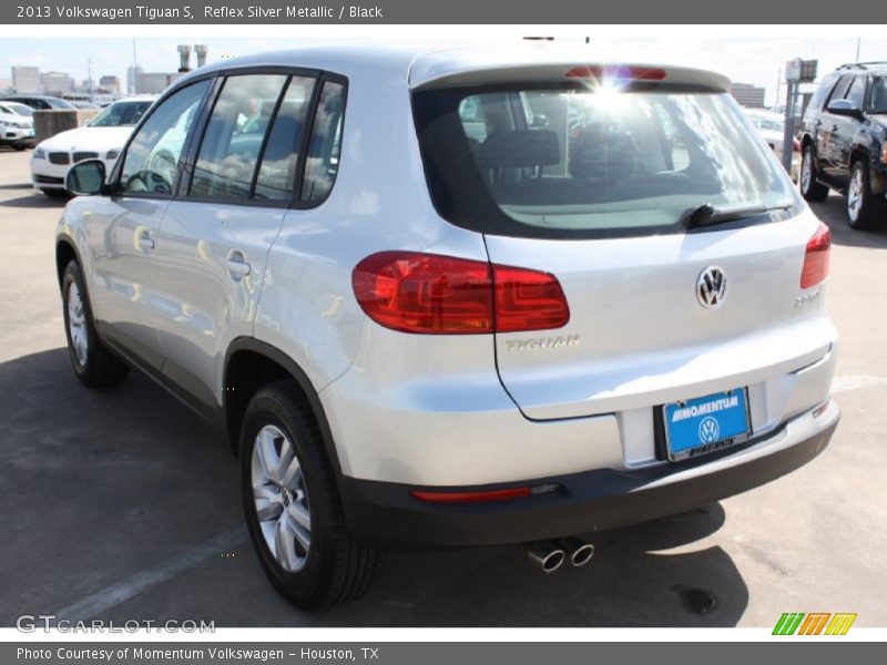 Reflex Silver Metallic / Black 2013 Volkswagen Tiguan S