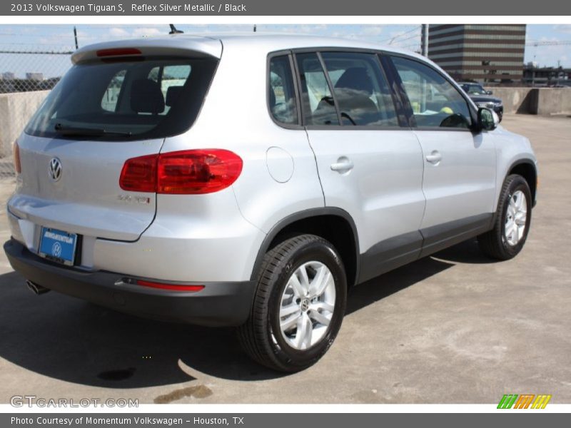 Reflex Silver Metallic / Black 2013 Volkswagen Tiguan S