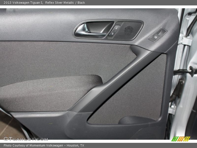 Reflex Silver Metallic / Black 2013 Volkswagen Tiguan S