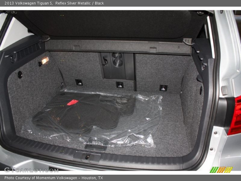 Reflex Silver Metallic / Black 2013 Volkswagen Tiguan S
