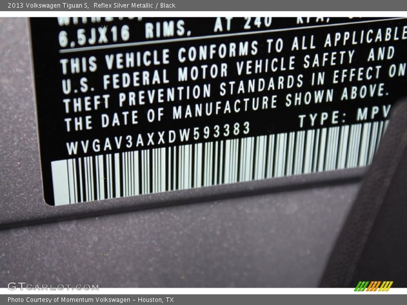 Reflex Silver Metallic / Black 2013 Volkswagen Tiguan S