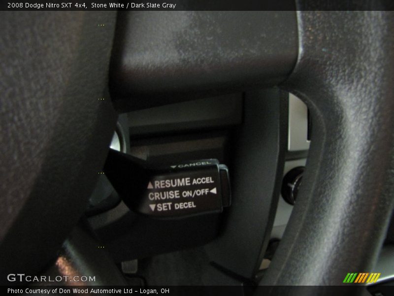 Stone White / Dark Slate Gray 2008 Dodge Nitro SXT 4x4