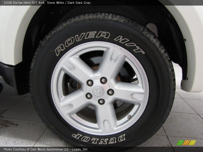 Stone White / Dark Slate Gray 2008 Dodge Nitro SXT 4x4