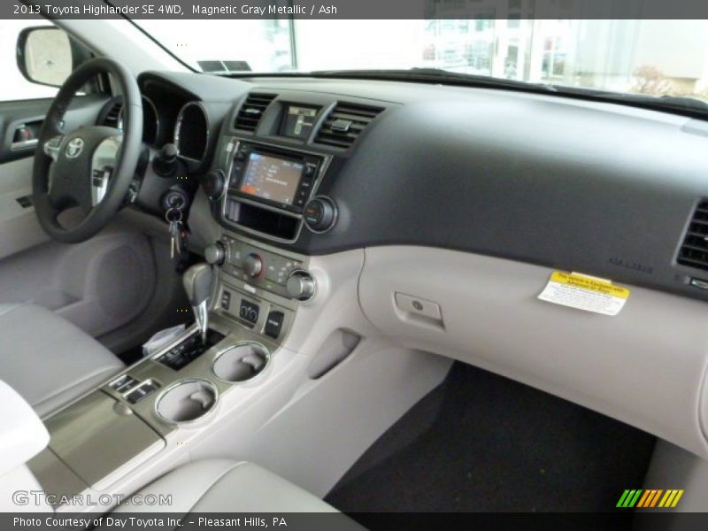 Magnetic Gray Metallic / Ash 2013 Toyota Highlander SE 4WD