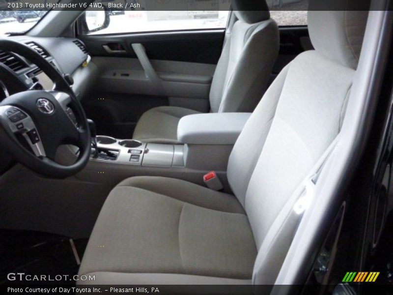 Black / Ash 2013 Toyota Highlander V6 4WD