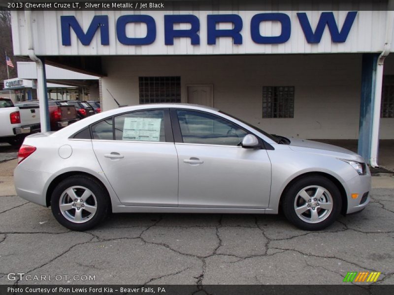 Silver Ice Metallic / Jet Black 2013 Chevrolet Cruze LT