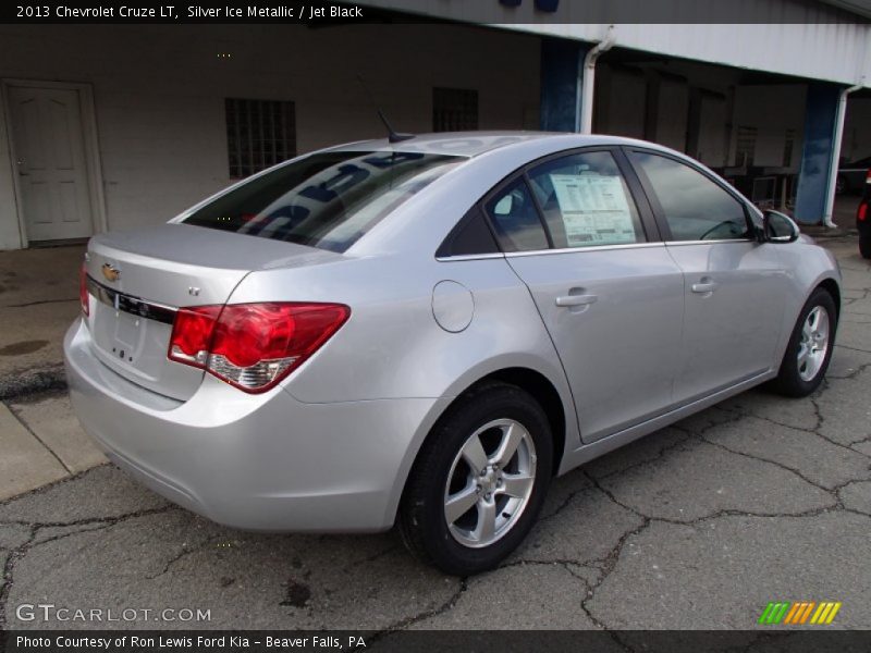 Silver Ice Metallic / Jet Black 2013 Chevrolet Cruze LT