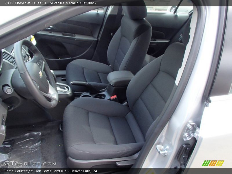 Silver Ice Metallic / Jet Black 2013 Chevrolet Cruze LT