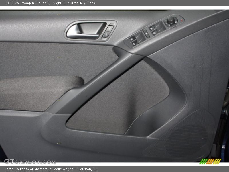 Night Blue Metallic / Black 2013 Volkswagen Tiguan S