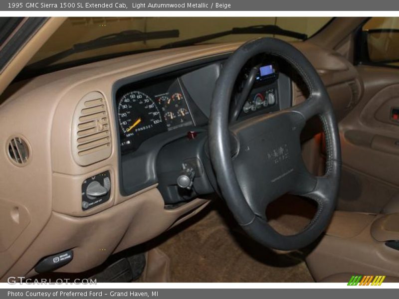 Light Autumnwood Metallic / Beige 1995 GMC Sierra 1500 SL Extended Cab