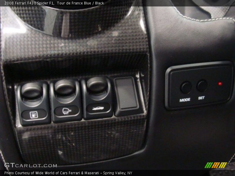 Controls of 2008 F430 Spider F1