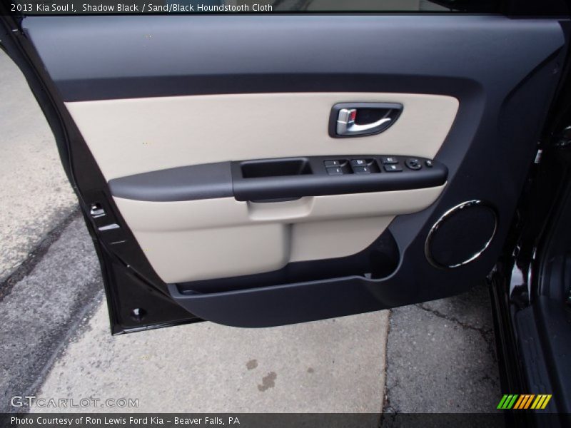 Shadow Black / Sand/Black Houndstooth Cloth 2013 Kia Soul !