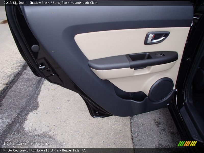 Shadow Black / Sand/Black Houndstooth Cloth 2013 Kia Soul !