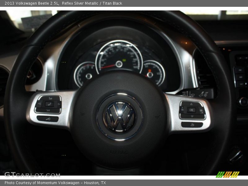 Reflex Silver Metallic / Titan Black 2013 Volkswagen Beetle 2.5L
