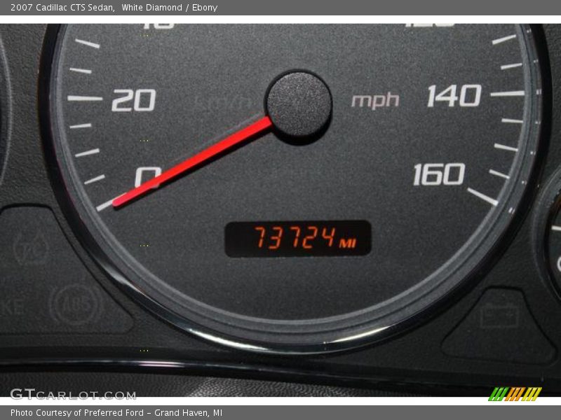 White Diamond / Ebony 2007 Cadillac CTS Sedan