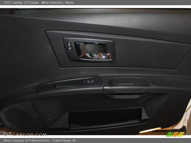 White Diamond / Ebony 2007 Cadillac CTS Sedan
