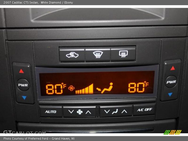 White Diamond / Ebony 2007 Cadillac CTS Sedan