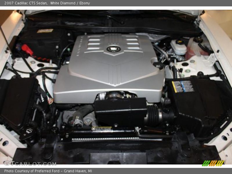 White Diamond / Ebony 2007 Cadillac CTS Sedan