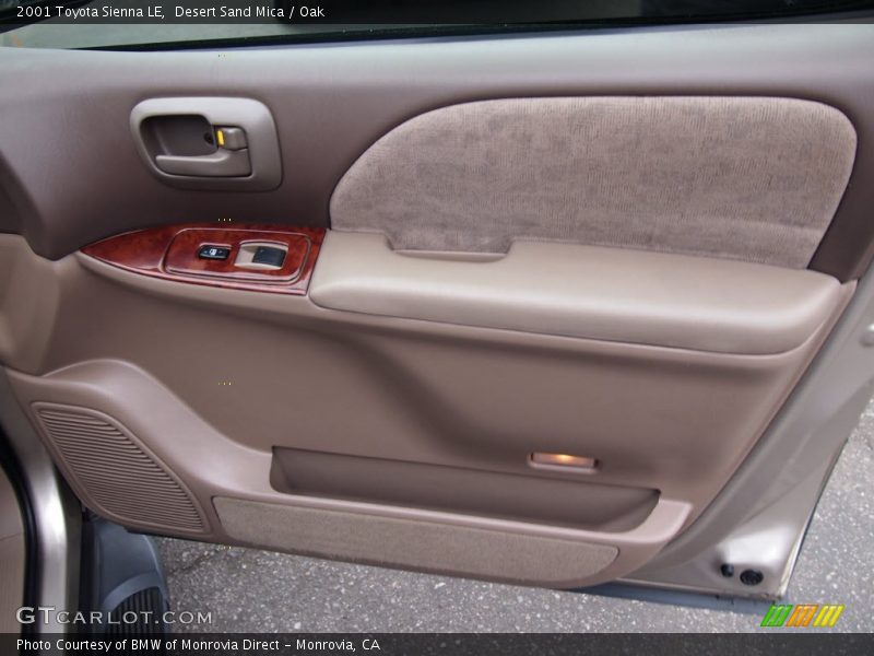Desert Sand Mica / Oak 2001 Toyota Sienna LE
