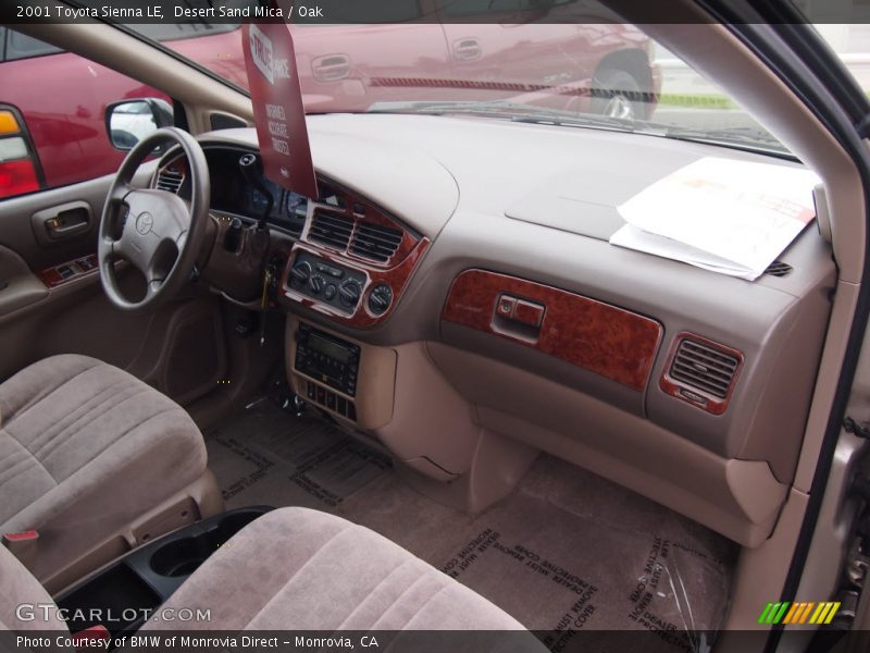 Desert Sand Mica / Oak 2001 Toyota Sienna LE