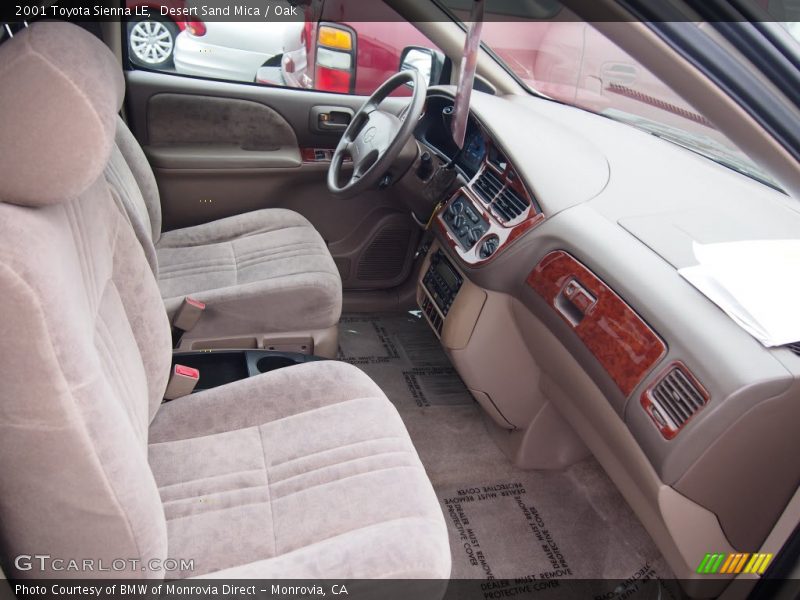 Desert Sand Mica / Oak 2001 Toyota Sienna LE