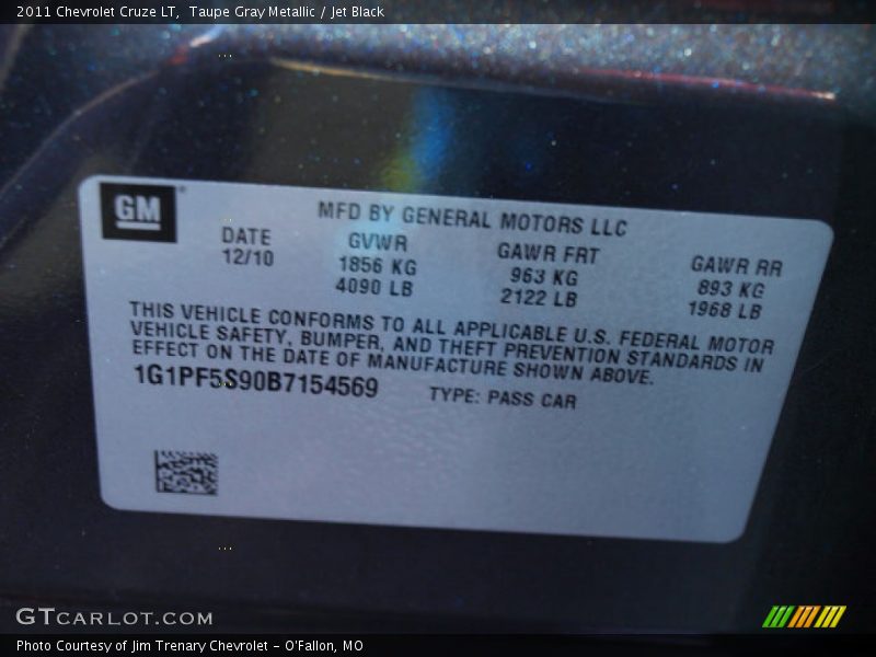 Taupe Gray Metallic / Jet Black 2011 Chevrolet Cruze LT